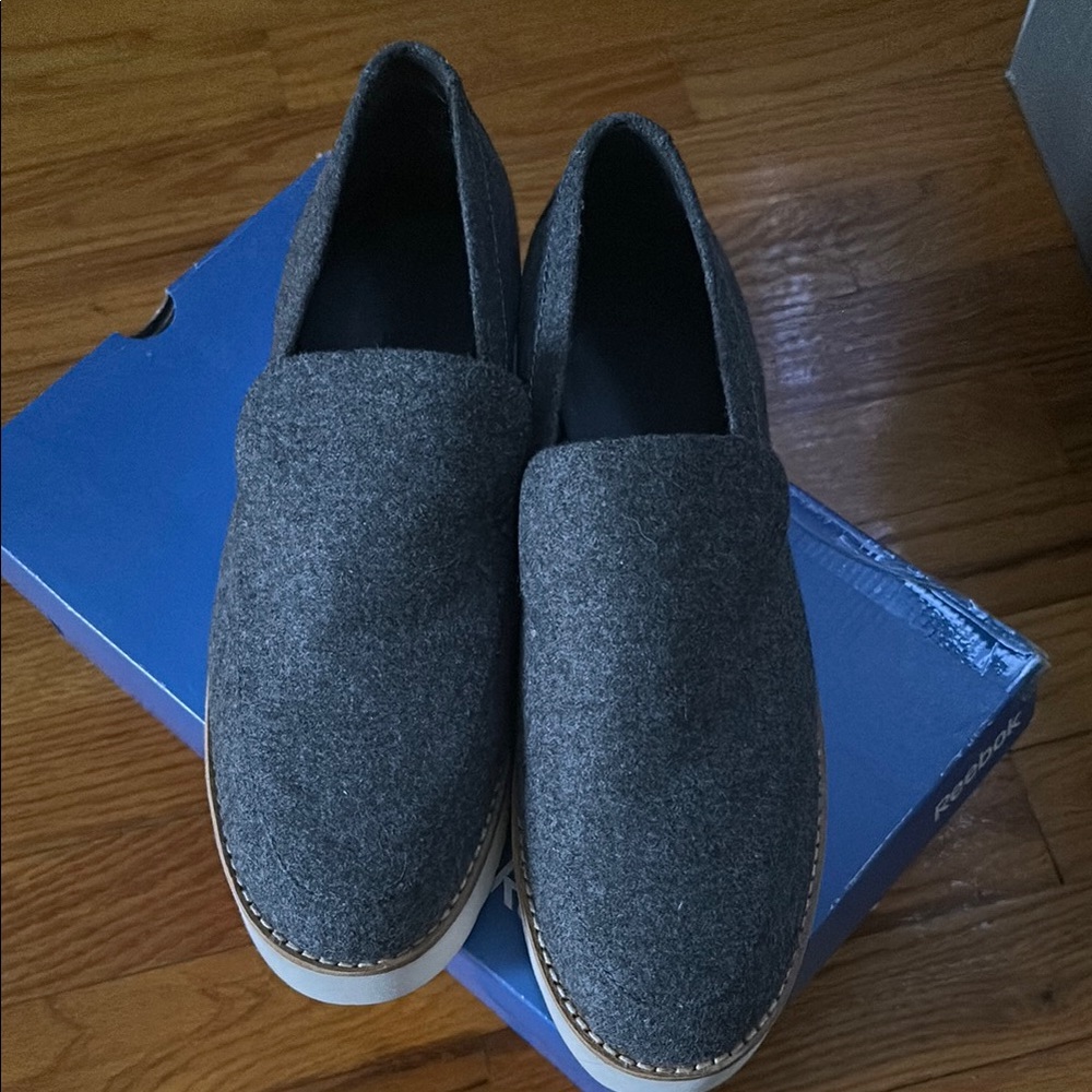 Vince Shoes Zeta Gray Felt Pltform Shoes